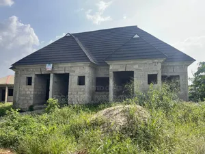 2bdrm Bungalow in Ibadan for sale