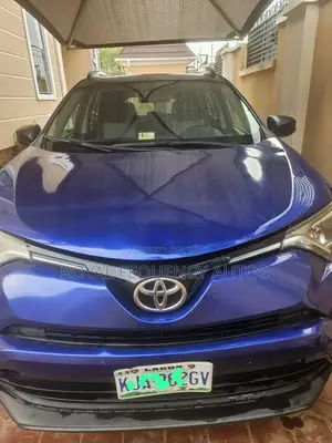 Toyota RAV4 2016 Blue