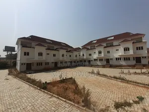 3bdrm Townhouse/Terrace in Katampe Extension for sale