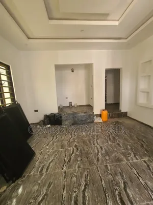 2bdrm Apartment in Okhuoromi Off, Benin City for rent