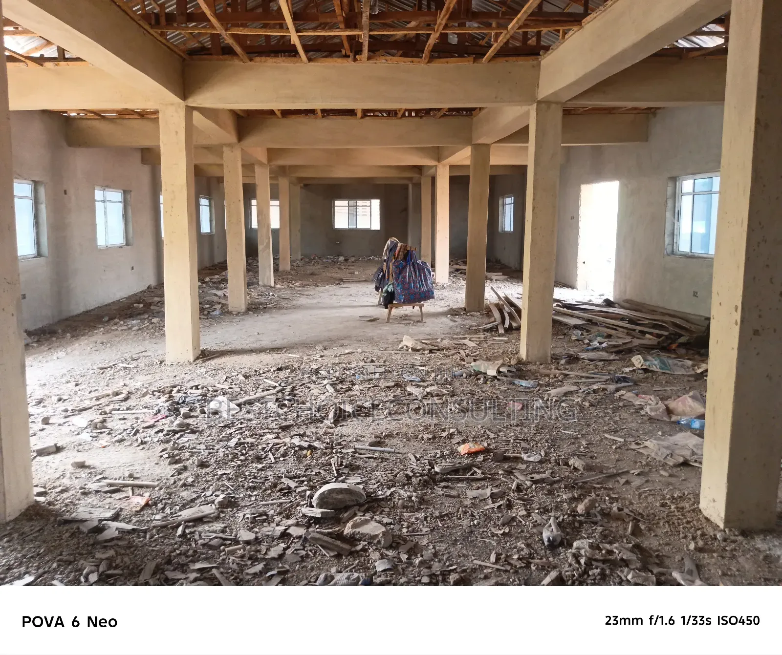 A Spacious Opened Commercial Space