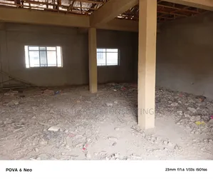 A Spacious Opened Commercial Space