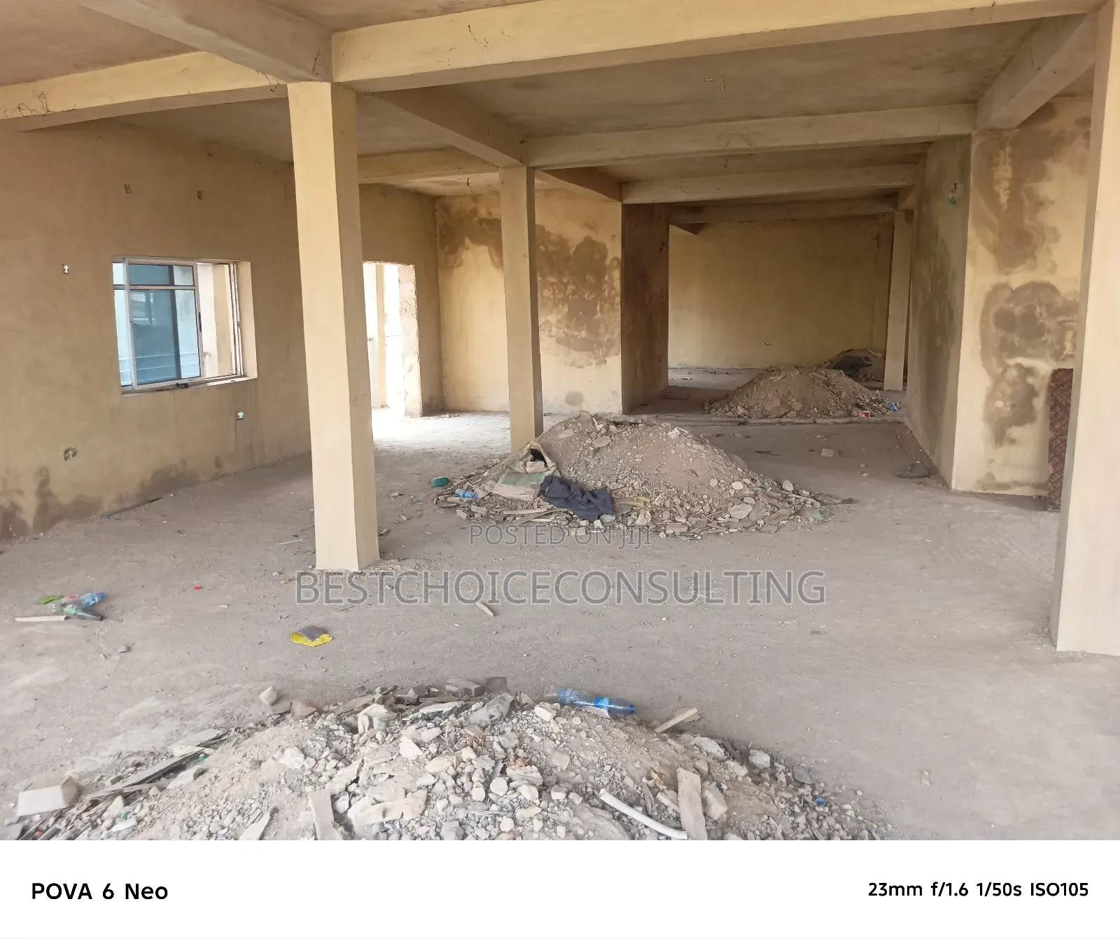 A Spacious Opened Commercial Space