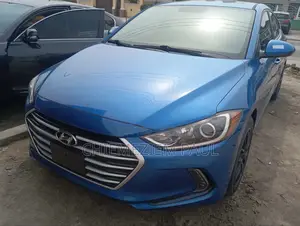 Hyundai Elantra Limited Sedan FWD (2.0L 4cyl 6A) 2017 Blue