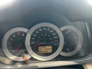 Toyota RAV4 2009