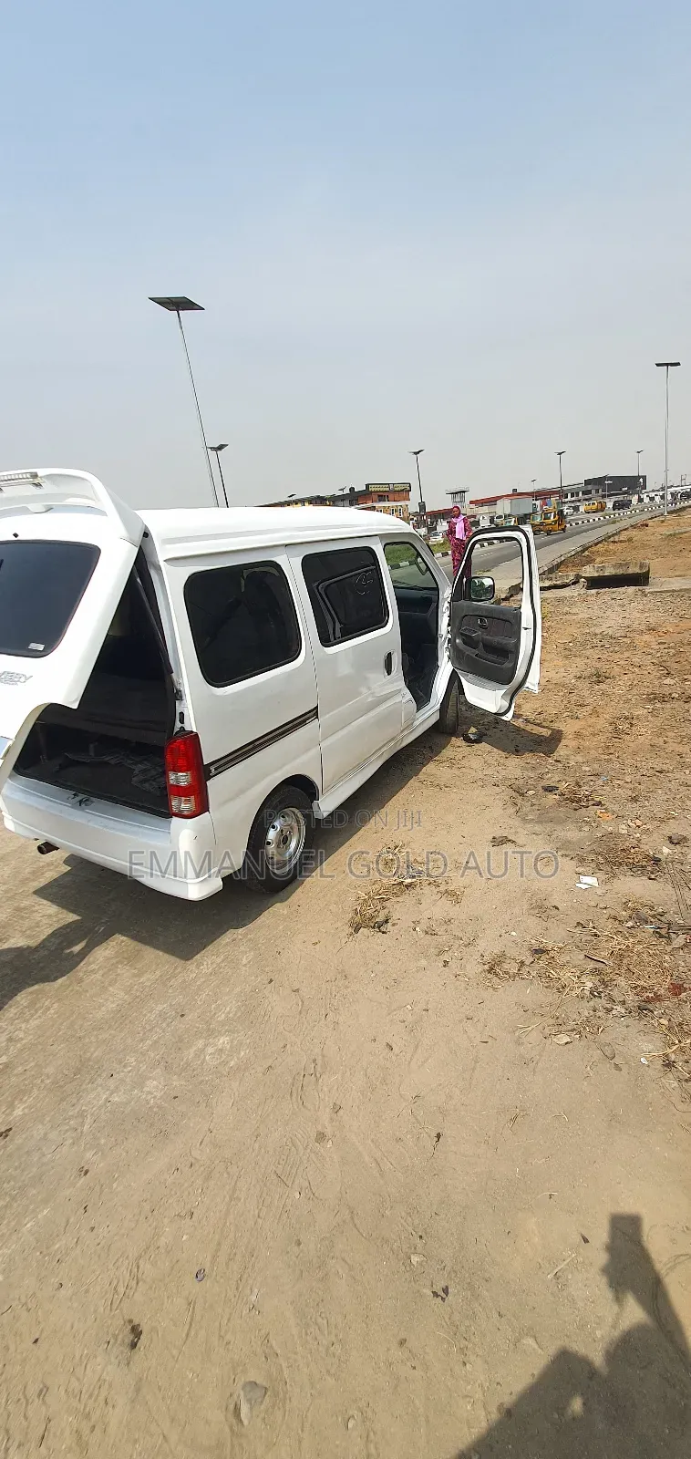 Suzuki APV Minibus 2010 White