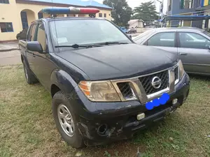 Nissan Frontier 2015 Black