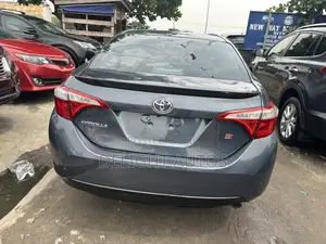 Toyota Corolla S Plus 4dr Sedan (1.8L 4cyl 6M) 2015 Gray