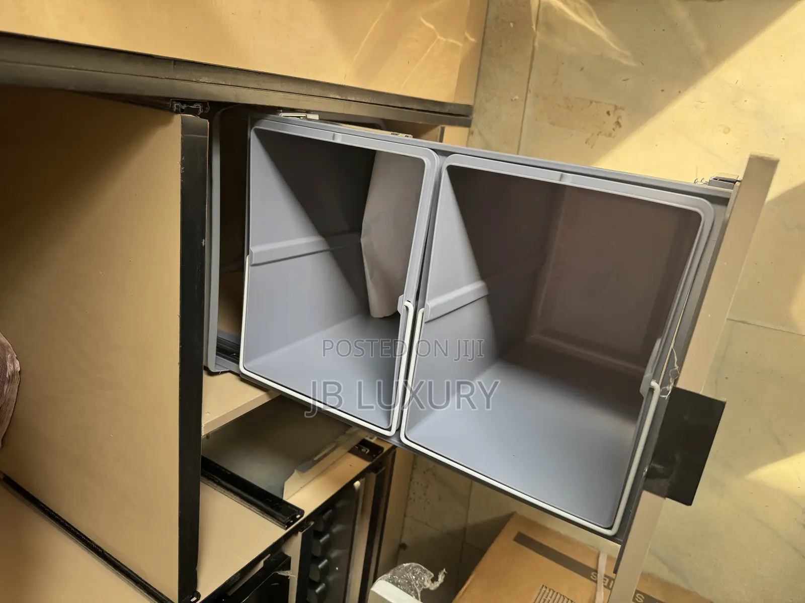 Inbuilt Cabinet Waste Bin