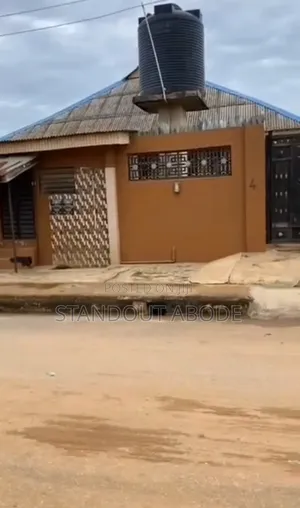 3bdrm Block of Flats in Facing A Tarred Road, Alagbado for sale