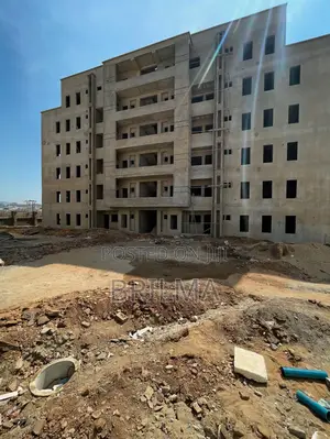 3bdrm Block of Flats in Mabushi for sale