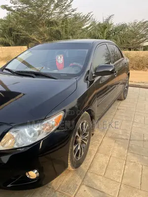 Toyota Corolla LE 4dr Sedan (1.8L 4 cyl 4A) 2009 Black