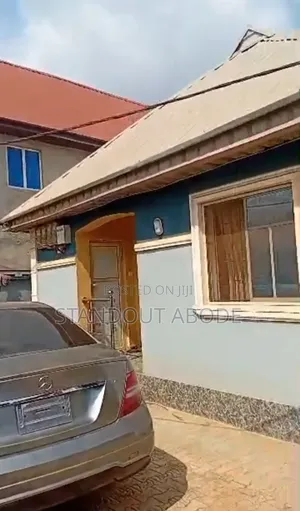 2bdrm Block of Flats in Off Ijede Road for sale