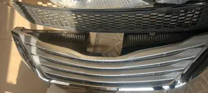Front Grill Sienna 2012 Up and Down
