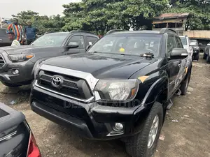 Toyota Tacoma Access Cab V6 2012 Black
