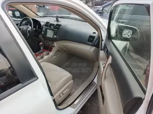 Toyota Highlander Limited 4x4 2009 White