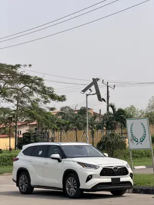 Toyota Highlander Platinum 2021 White