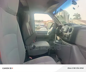Ford E250 2010 White