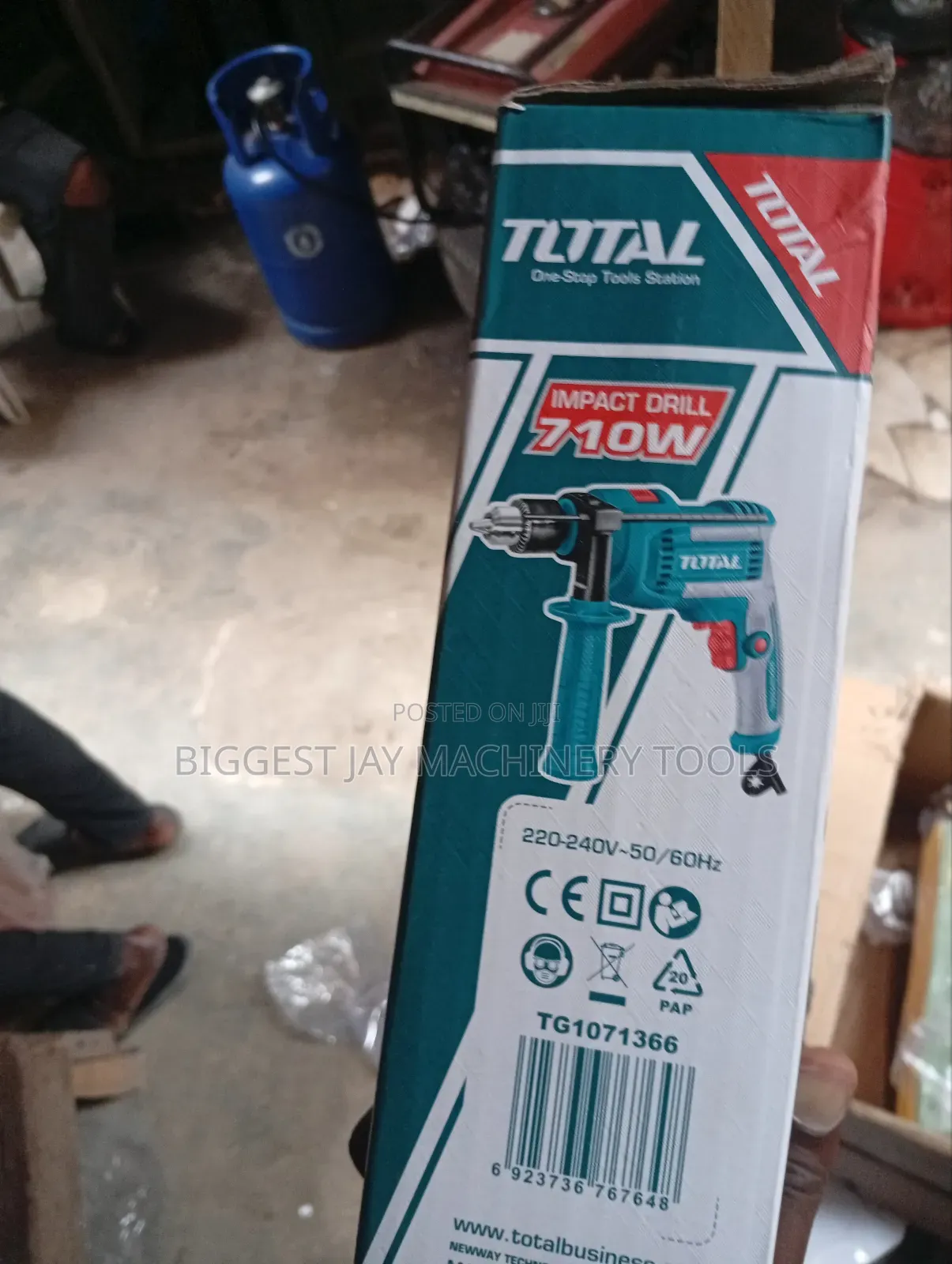 Total Drilling Machine 710w