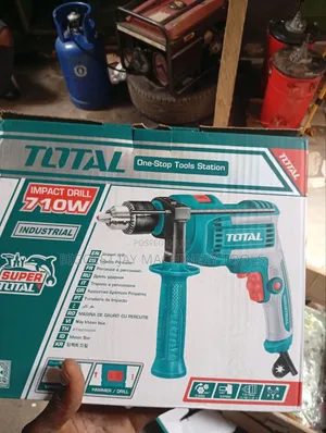 Total Drilling Machine 710w
