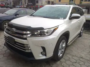 Toyota Highlander Limited 4x2 V6 (3.5L 6cyl 8A) 2018 Silver