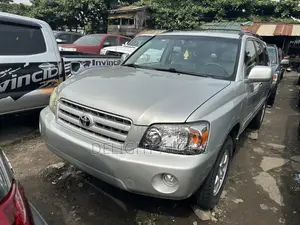 Toyota Highlander V6 AWD 2004 Silver