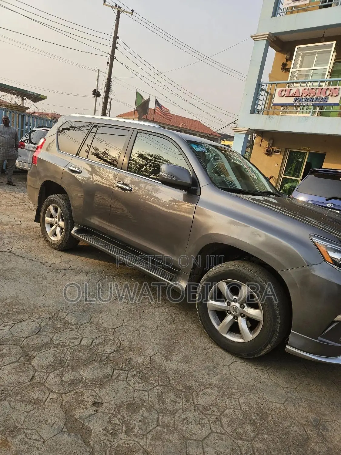 Lexus GX 460 2011 Brown