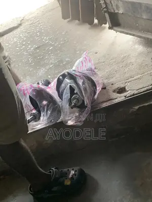 Toyota Sienna Front Shock 2016 2017