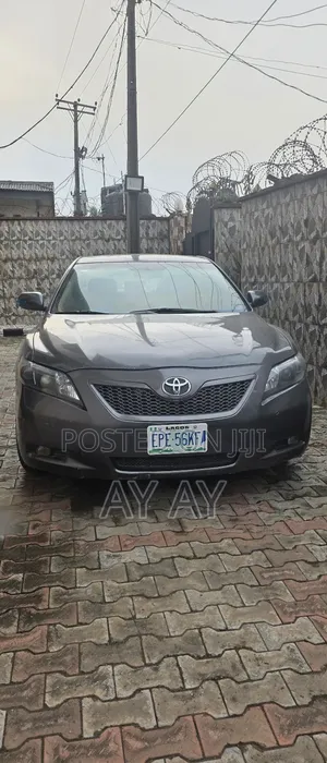 Toyota Camry 2.4 SE Automatic 2008 Gray
