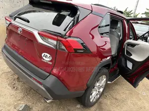 Toyota RAV4 Limited FWD 2020 Red
