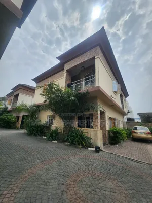 Bedroom Duplex for Rent Chevron