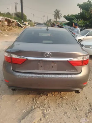 Lexus ES 2014 Gray
