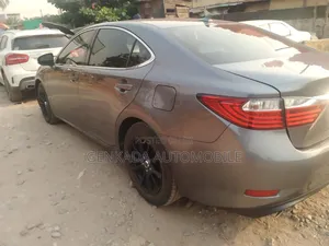 Lexus ES 2014 Gray