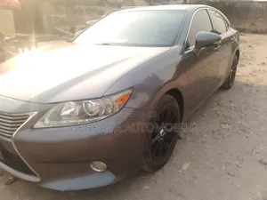 Lexus ES 2014 Gray