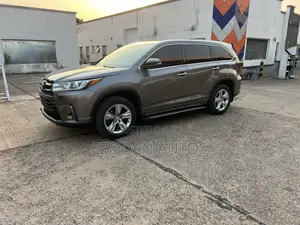 Toyota Highlander Limited 4dr SUV AWD (3.5L 6cyl 6A) 2015 Gray