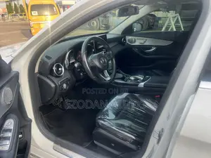 Mercedes-Benz C300 2016 White
