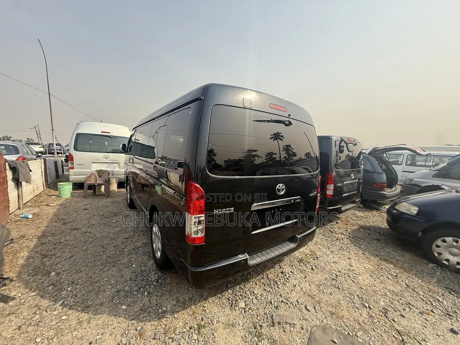 Toyota HiAce 2014 Black