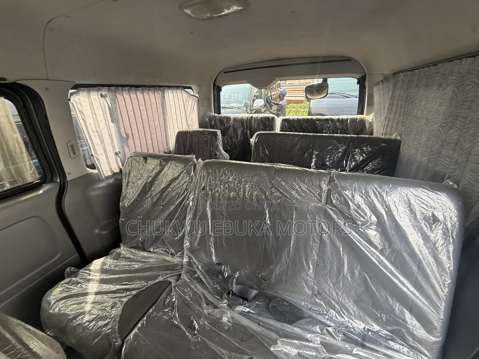 Toyota HiAce 2014 Grey