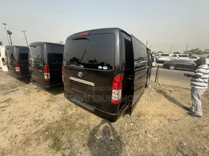 Toyota HiAce 2015 Black