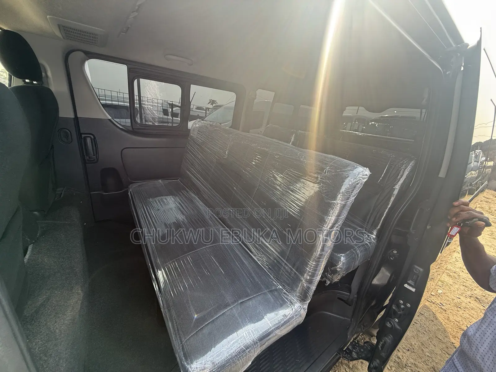 Toyota HiAce 2015 Black