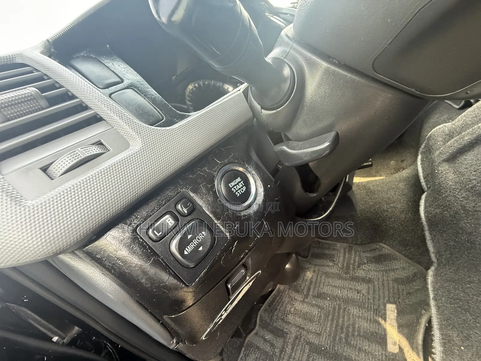 Toyota HiAce 2015 Black