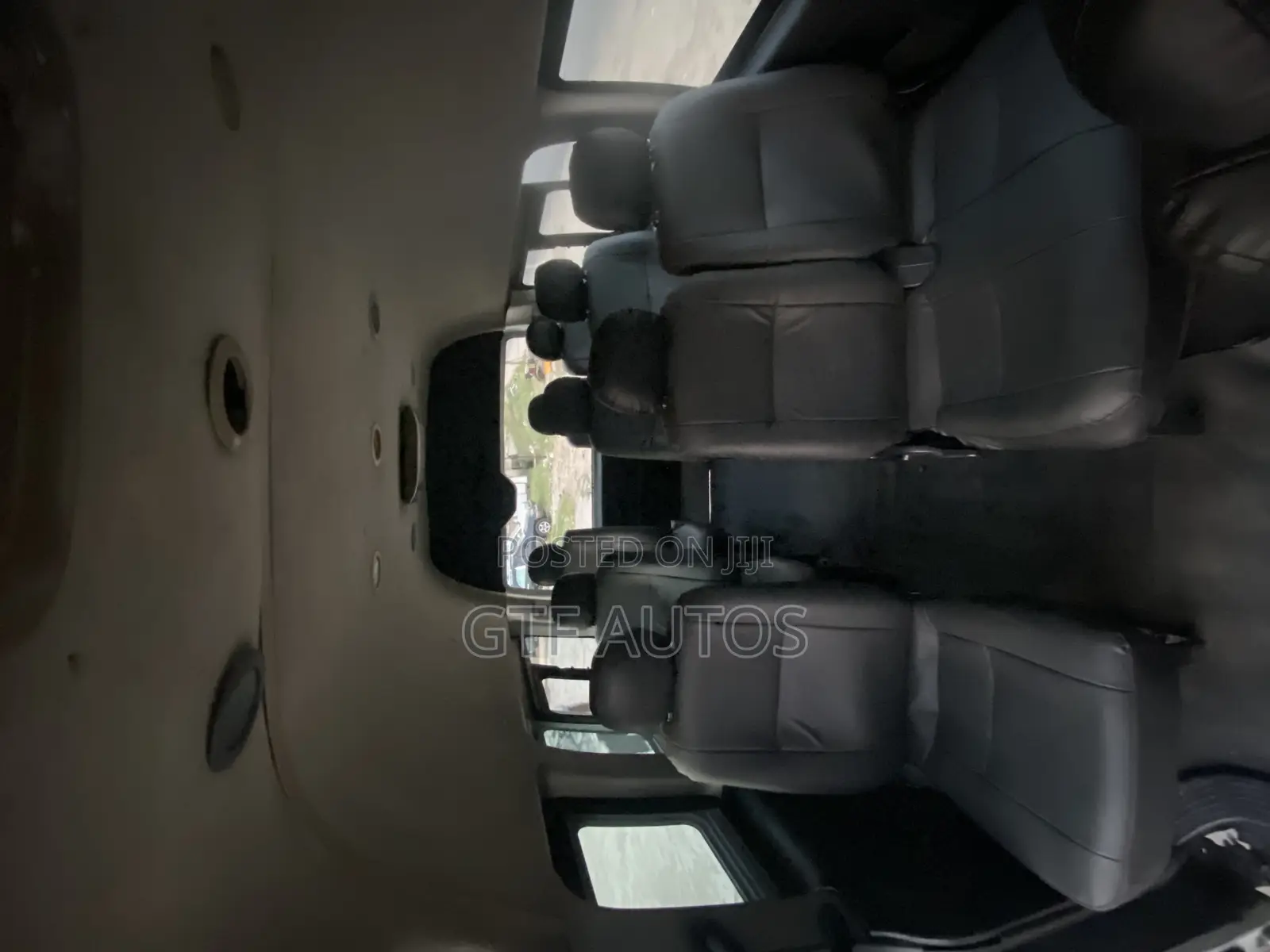 Toyota HiAce 2015 White