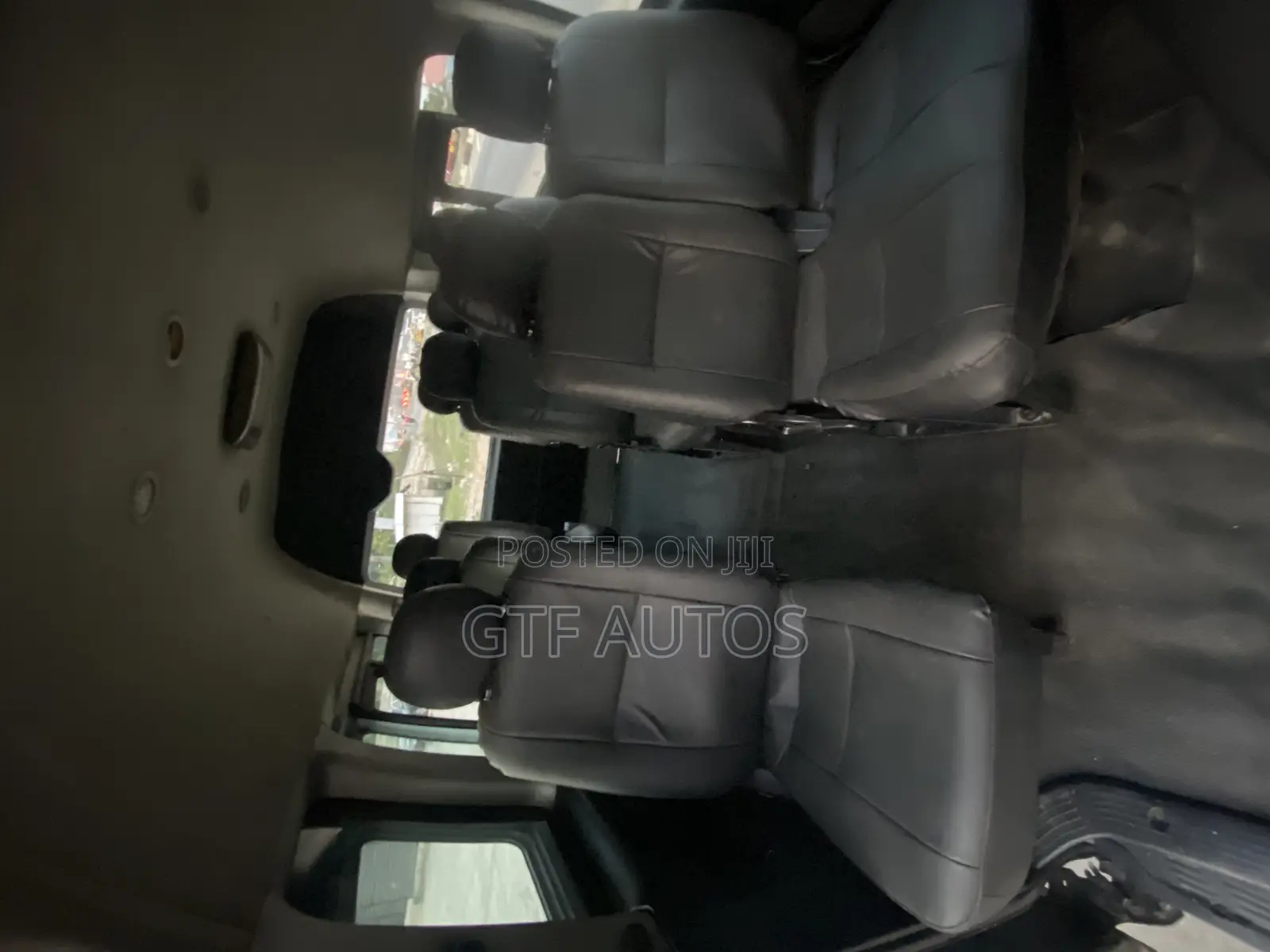 Toyota HiAce 2015 White