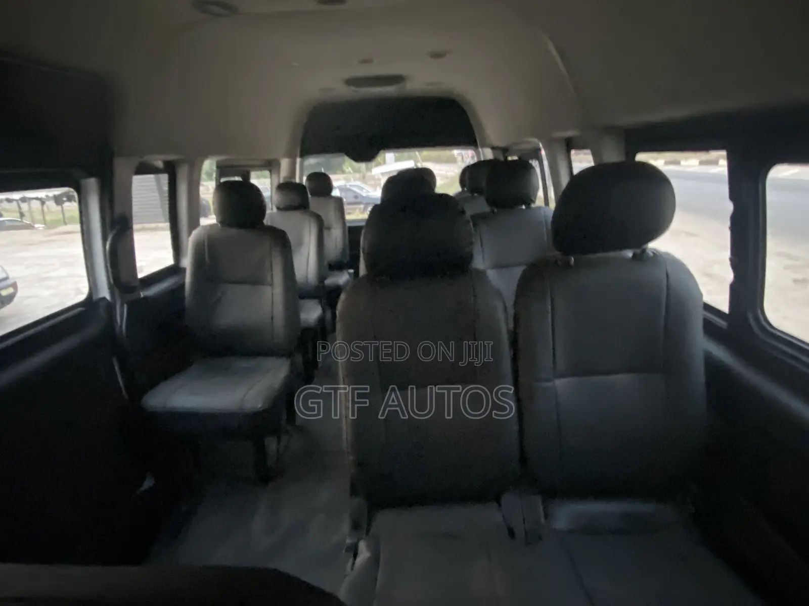 Toyota HiAce 2015 White