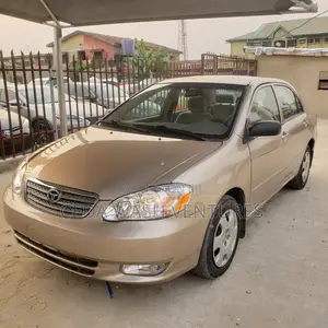 Toyota Corolla Sedan 2003 Gold