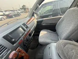 Toyota HiAce 2010 Grey
