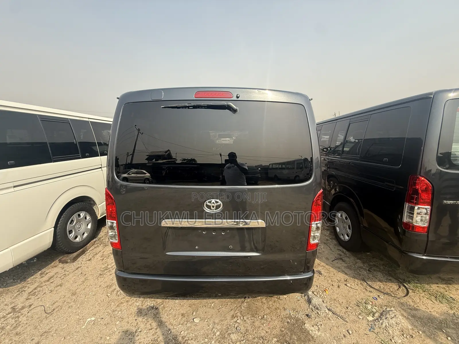Toyota HiAce 2010 Grey