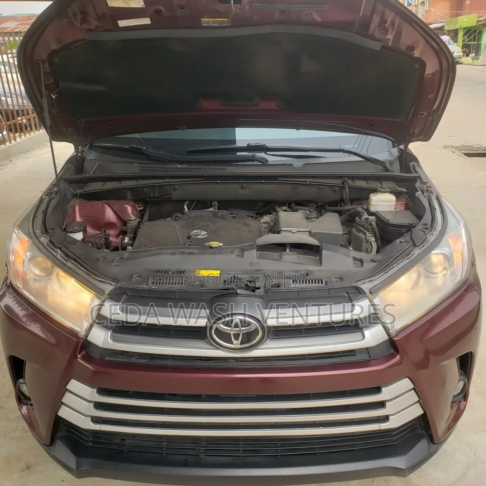 Toyota Highlander 2017 Red