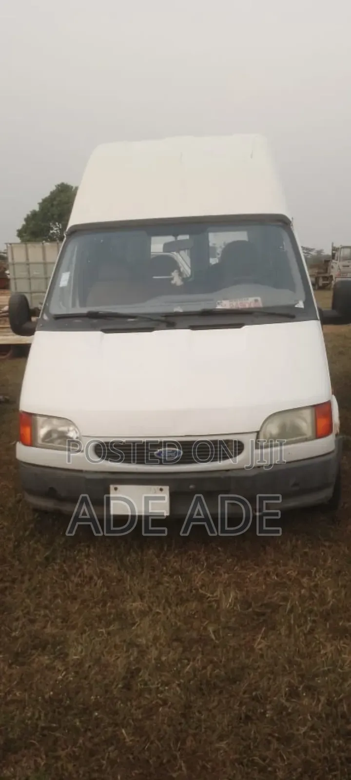 Ford Transit 1989 White