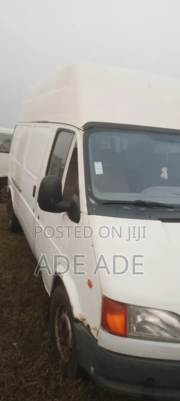 Ford Transit 1989 White
